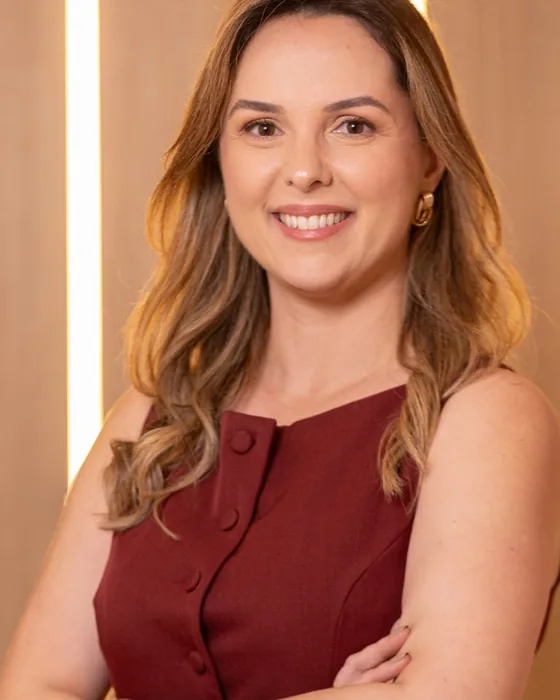 Dra. Thacira Dantas